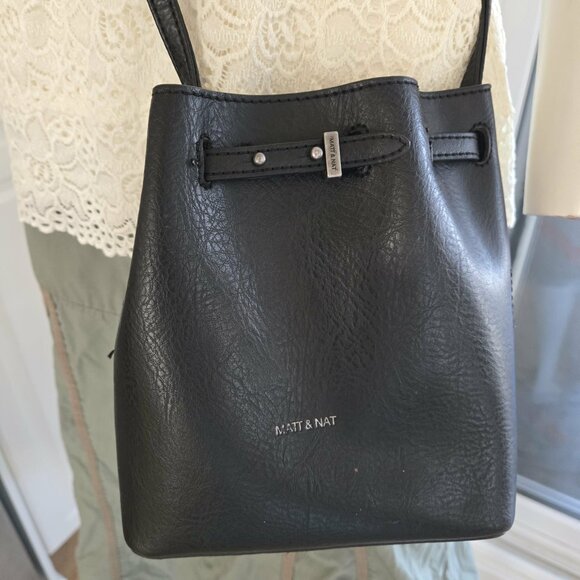 matt & nat satchel - Picture 3 of 3